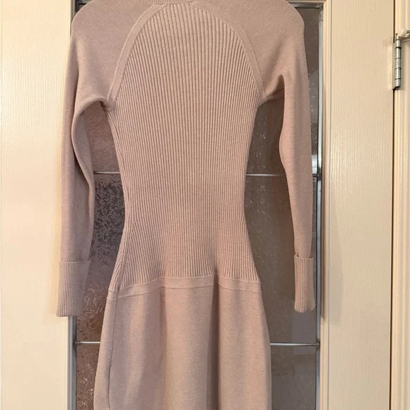 Reiss Cream Ribbed Zip-Up Dress - Picture 4 of 5